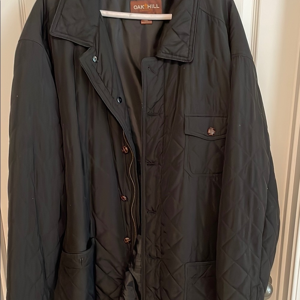 Black Lightweight Shirt Jacket with Full-Length Zipper and Relaxed Fit